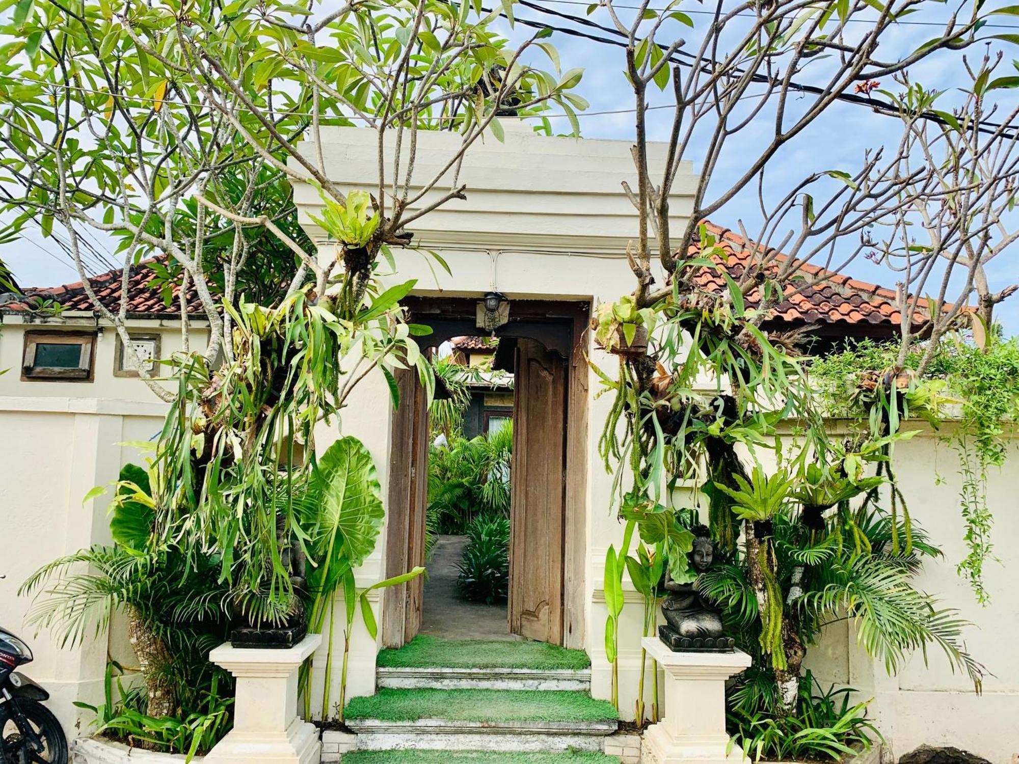 Pondok Baruna Garden Lembongan Exterior foto