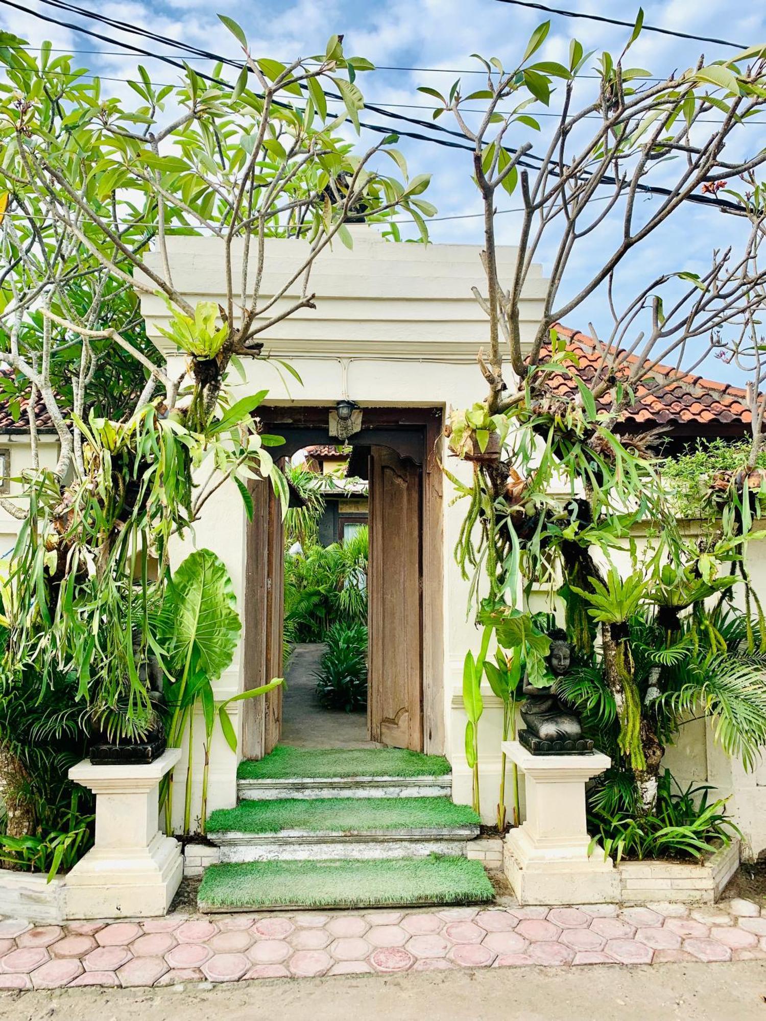 Pondok Baruna Garden Lembongan Exterior foto