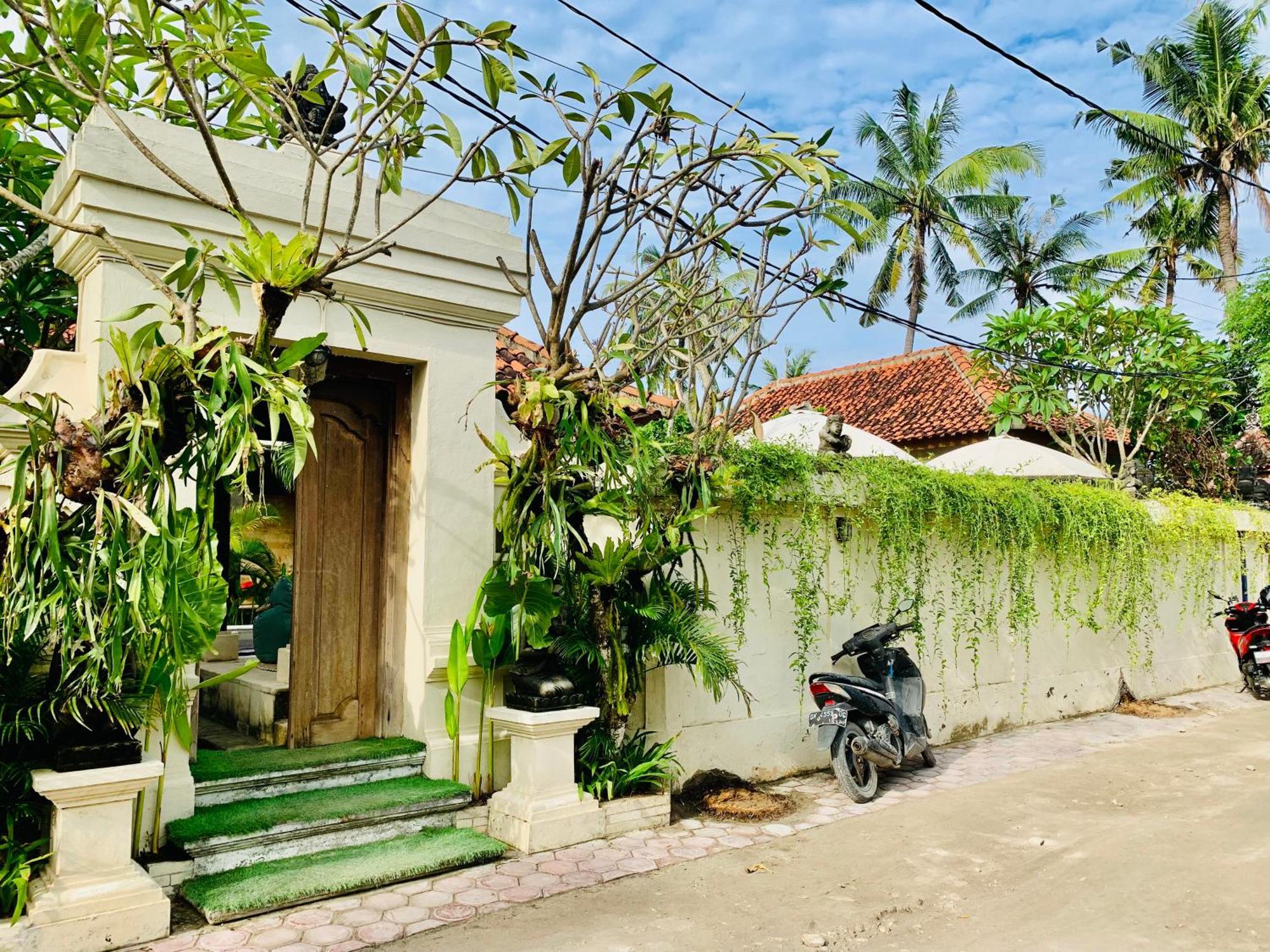 Pondok Baruna Garden Lembongan Exterior foto